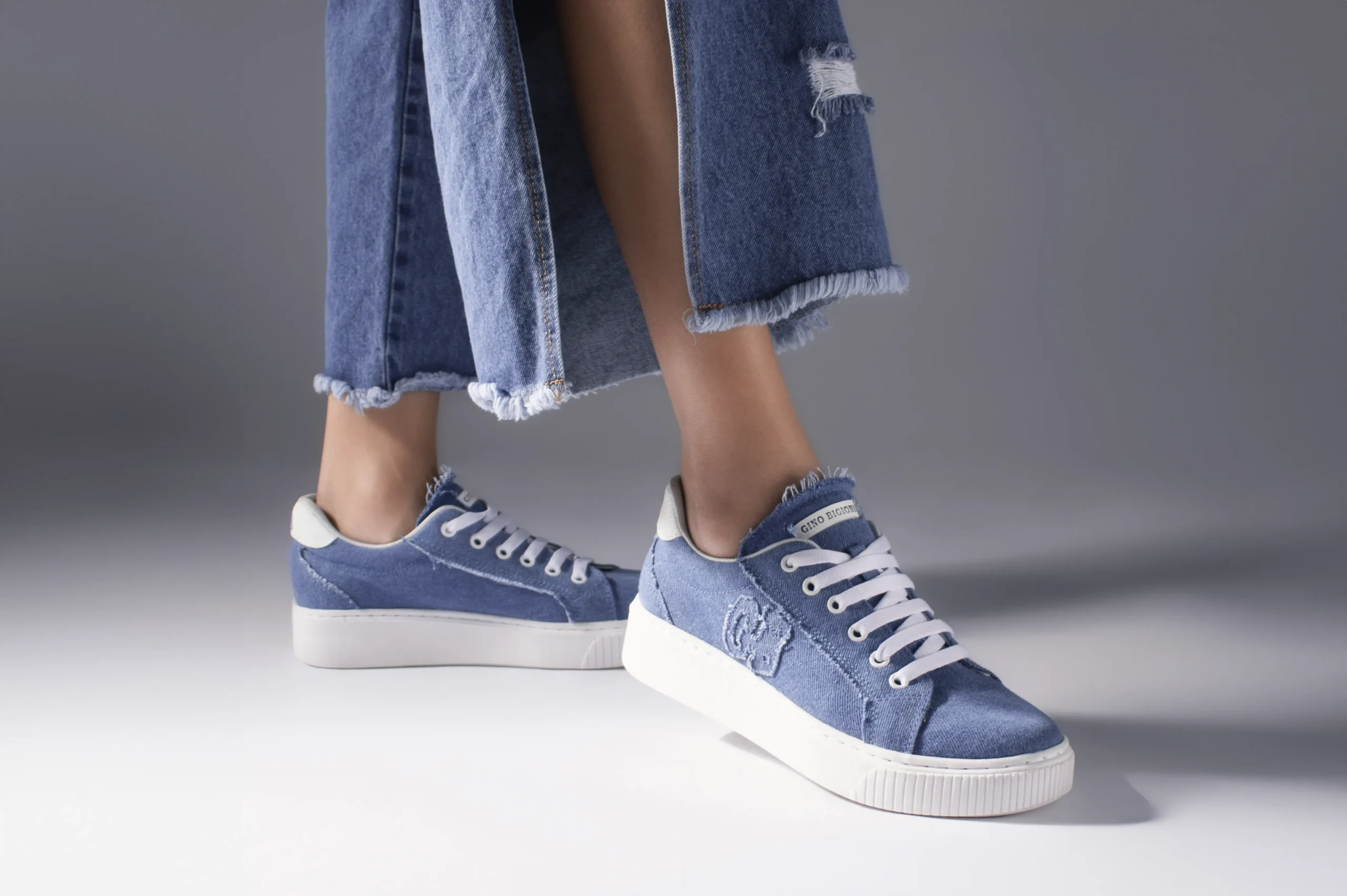 ZAPATILLAS MUJER CUERO TEXTIL BIGIONI ZA35 CELESTE - 2