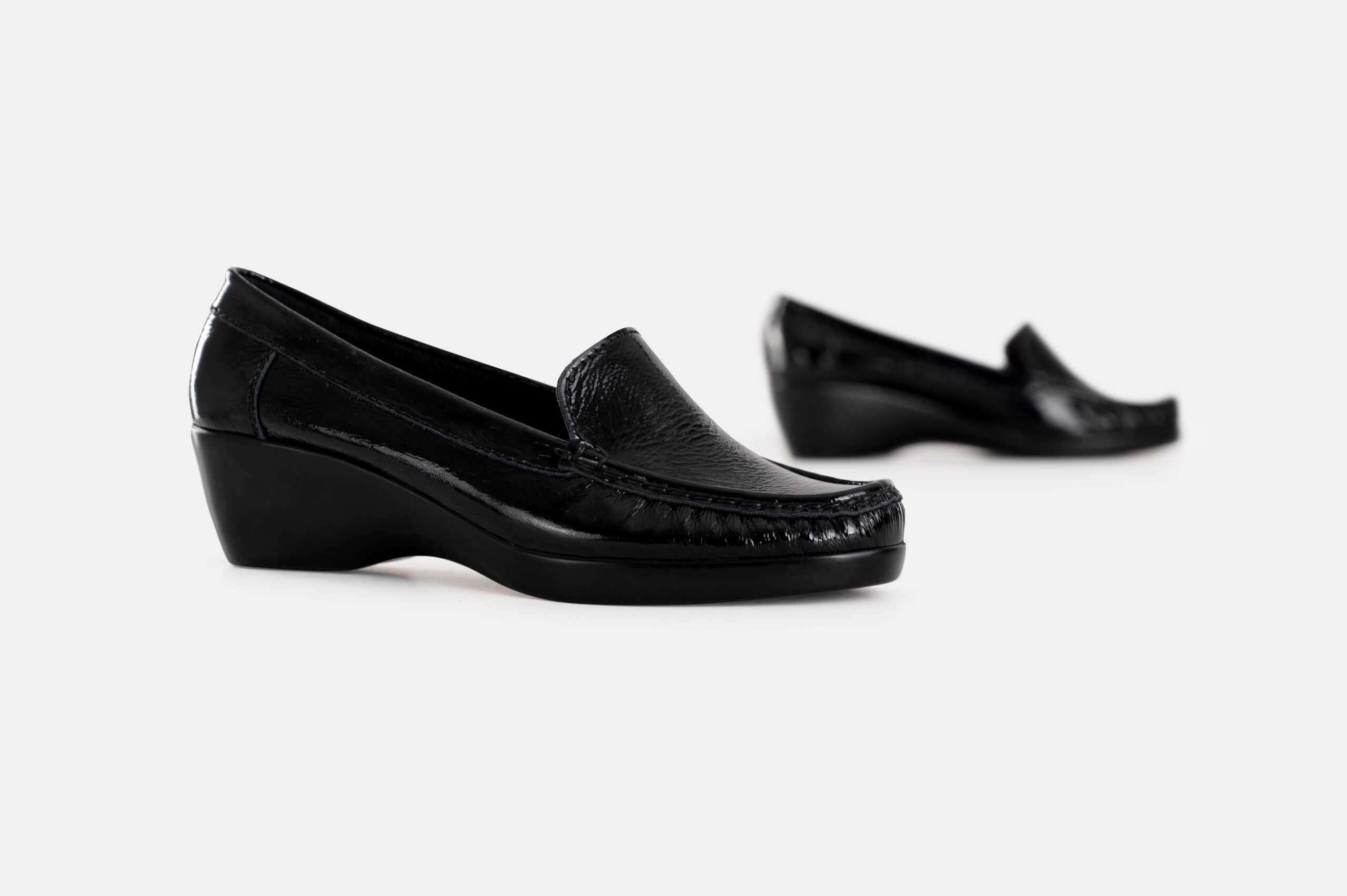 MOCASIN MUJER CUERO CHAROL BIGIONI TACNA22-02 NEGRO - 4