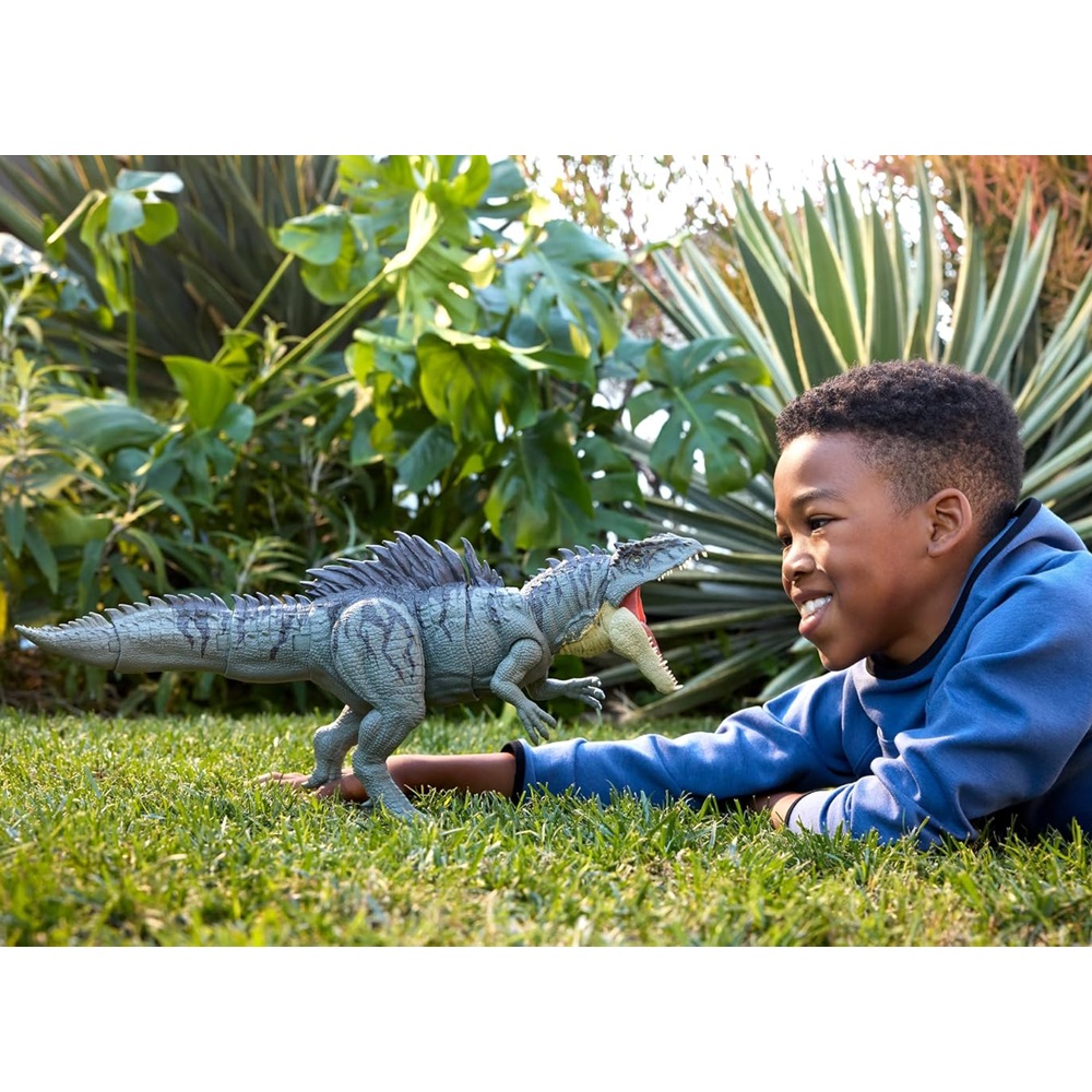 JURASSIC WORLD SURVIVAL COLOSSAL CHOMP GIGANOTOSAURUS - 2