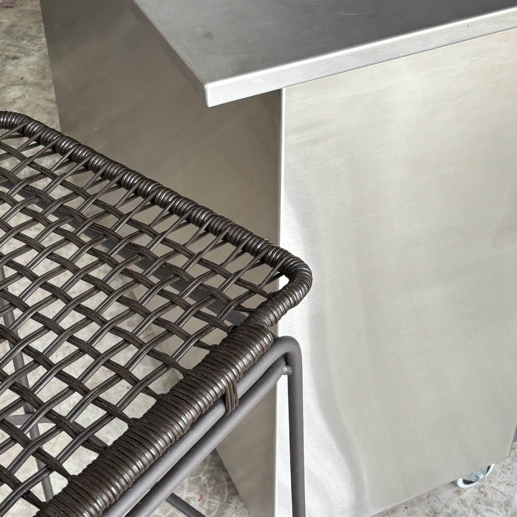 SILLA BAR DE METAL Y TEJIDO TRENZADO GREENSALT - 4