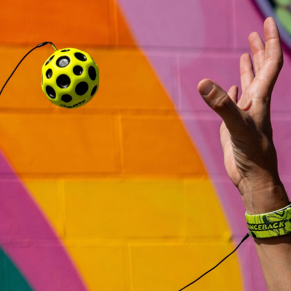 WABOBA PELOTA MOONBALL REBOTE CON LIGA Y MUÑEQUERA - COLOR ALEATORIO - 6