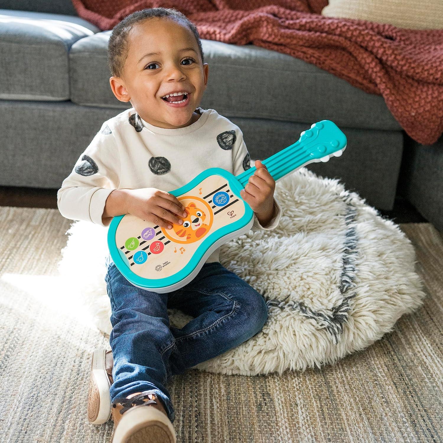 UKELELE DE MADERA INTERACTIVO CON SONIDO MAGIC TOUCH PLAY ESSENTIALS - 3