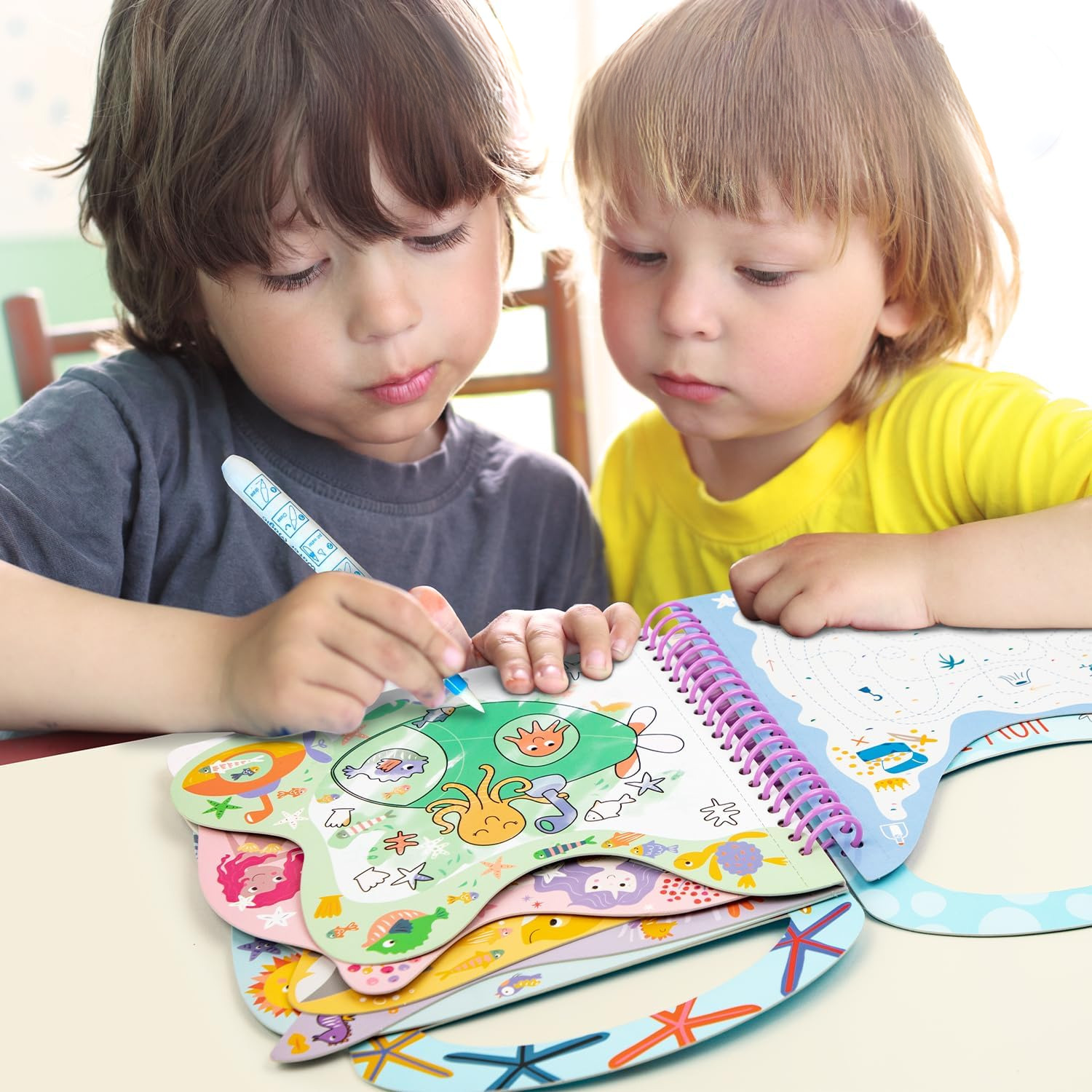 LIBRO PARA PINTAR CON AGUA Y STICKERS BAJO EL MAR - 3