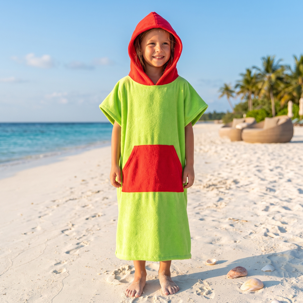 TOALLA PONCHO CAMBIADOR VERDE PARA NIÑOS DE 6 A 11 AÑOS - 3