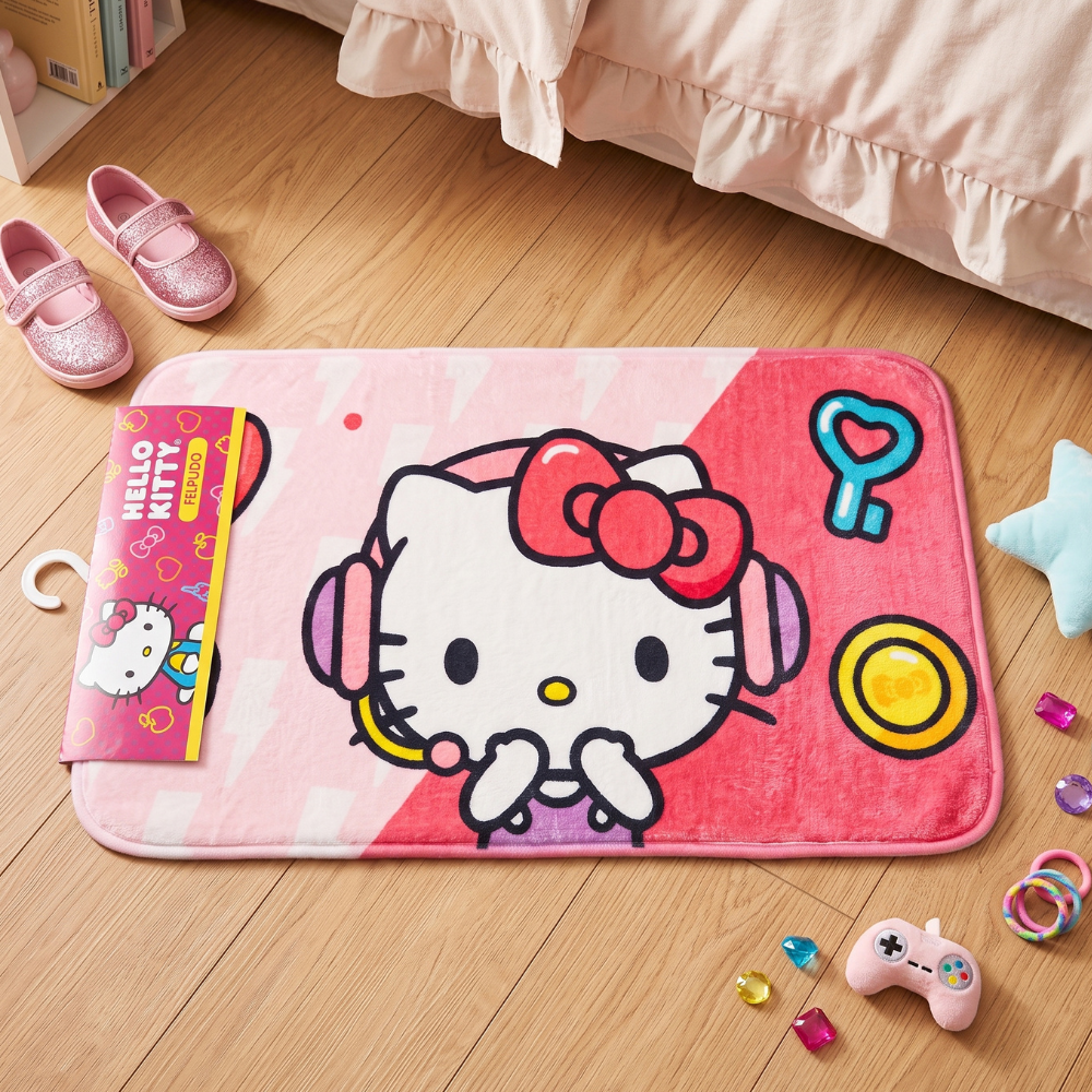 ALFOMBRA DE HELLO KITTY CON AUDÍFONOS 60 CM X 40 CM - 1