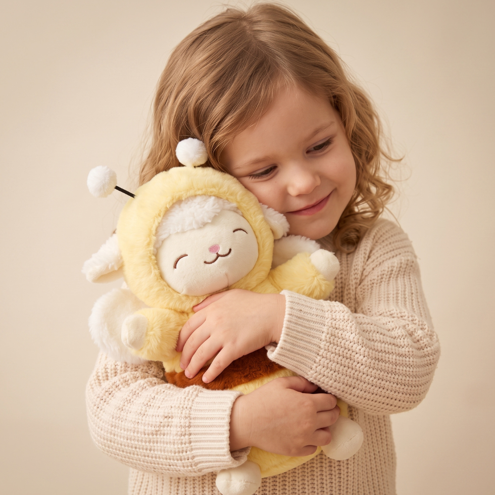 PELUCHE OVEJA CON DISFRAZ DE ABEJA 27 CM - 2