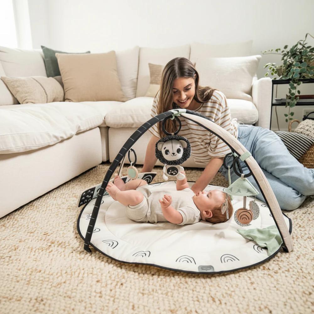 GIMNASIO TINY BLACK Y WHITE DECOR - 7