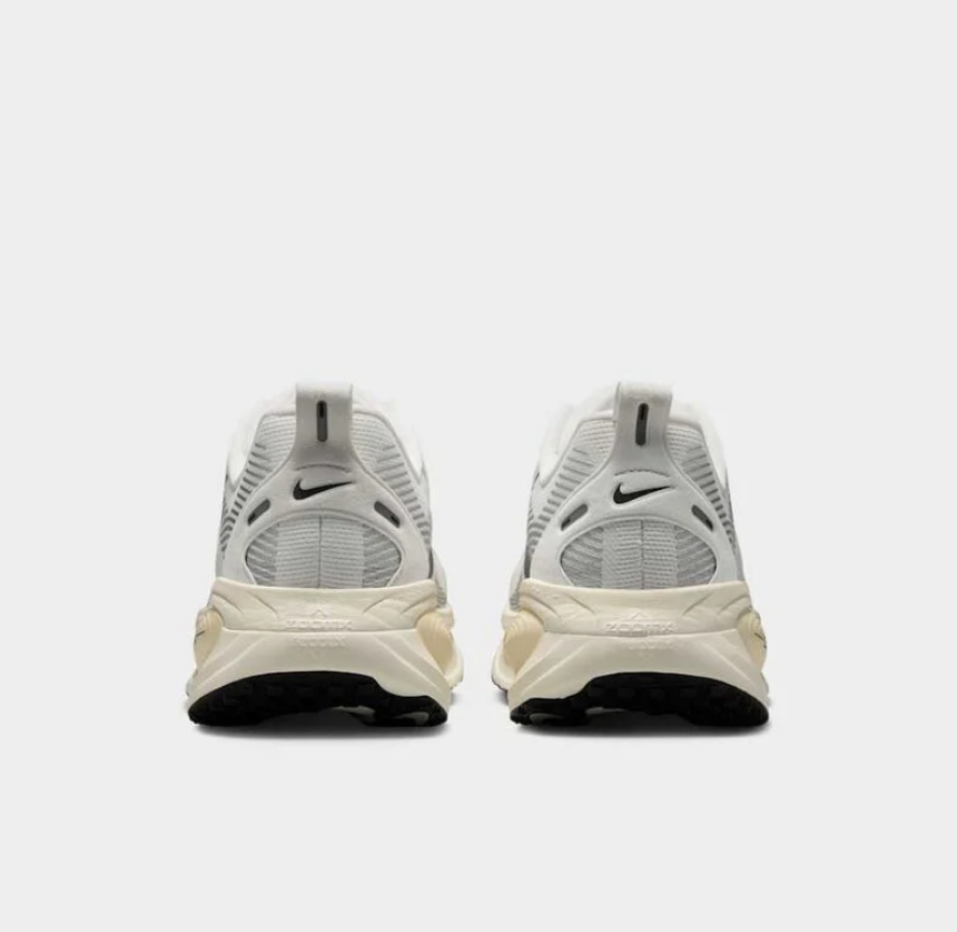 NIKE ZAPATILLAS NIKE VOMERO 18 HOMBRE - 6