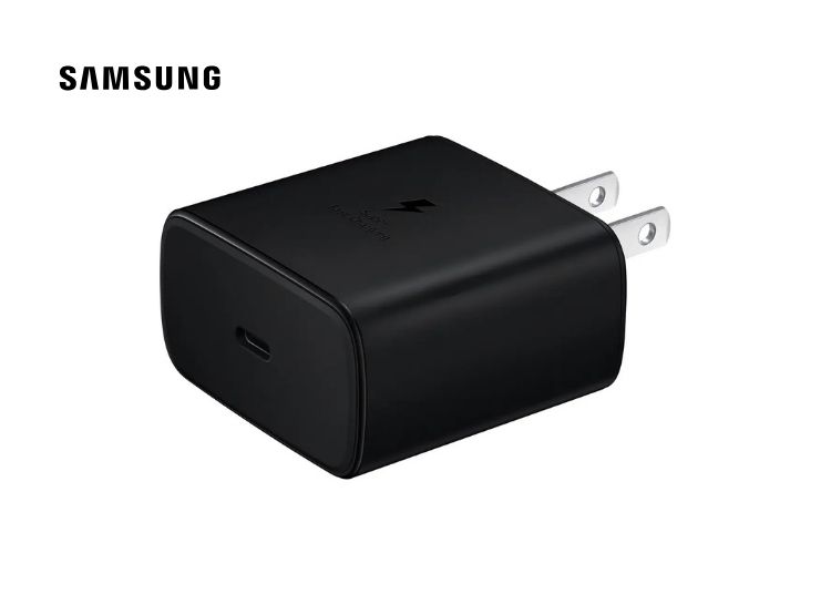 CARGADOR SAMSUNG DE CARGA RÁPIDA USB-C (45W) SIN CABLE - 3