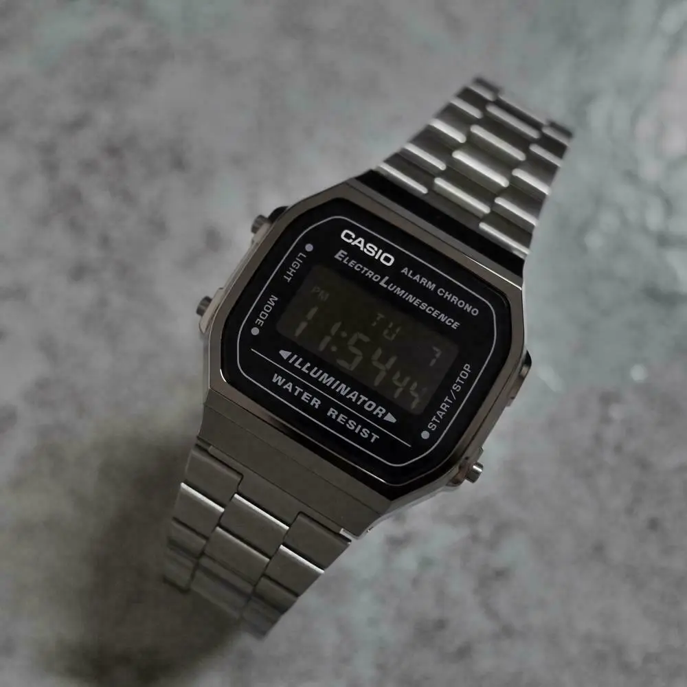 RELOJ CASIO UNISEX DIGITAL A168WGG-1BDF CLÁSICO METALICO - 2