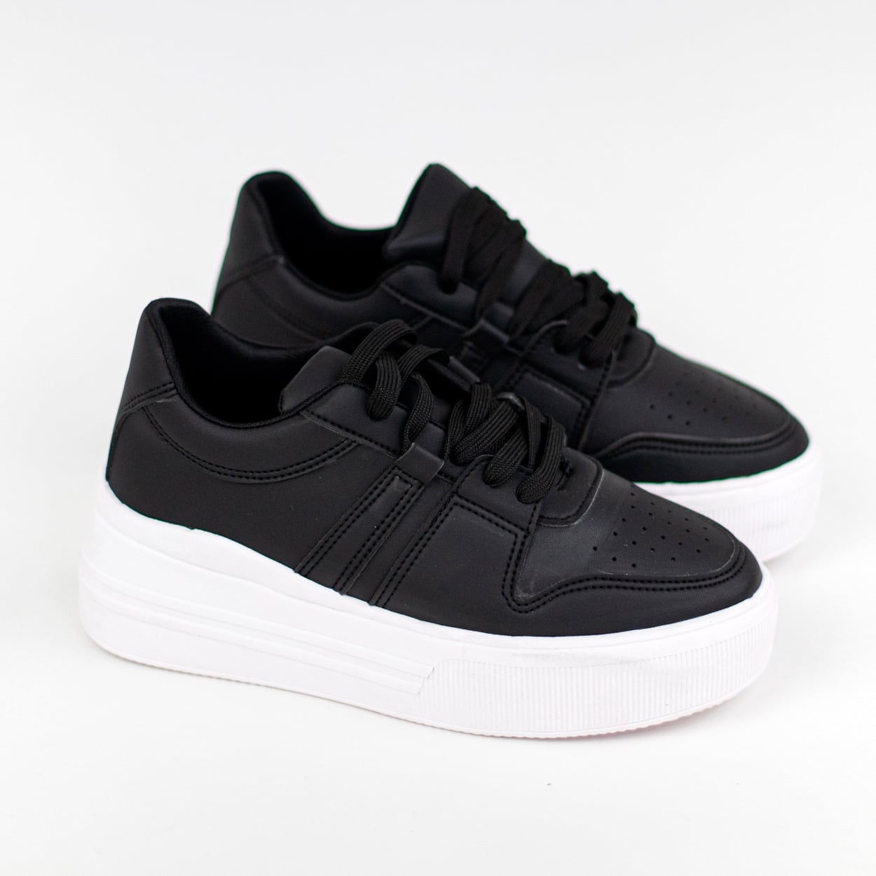 ZAPATILLAS MUJER RENATA 770 - 1