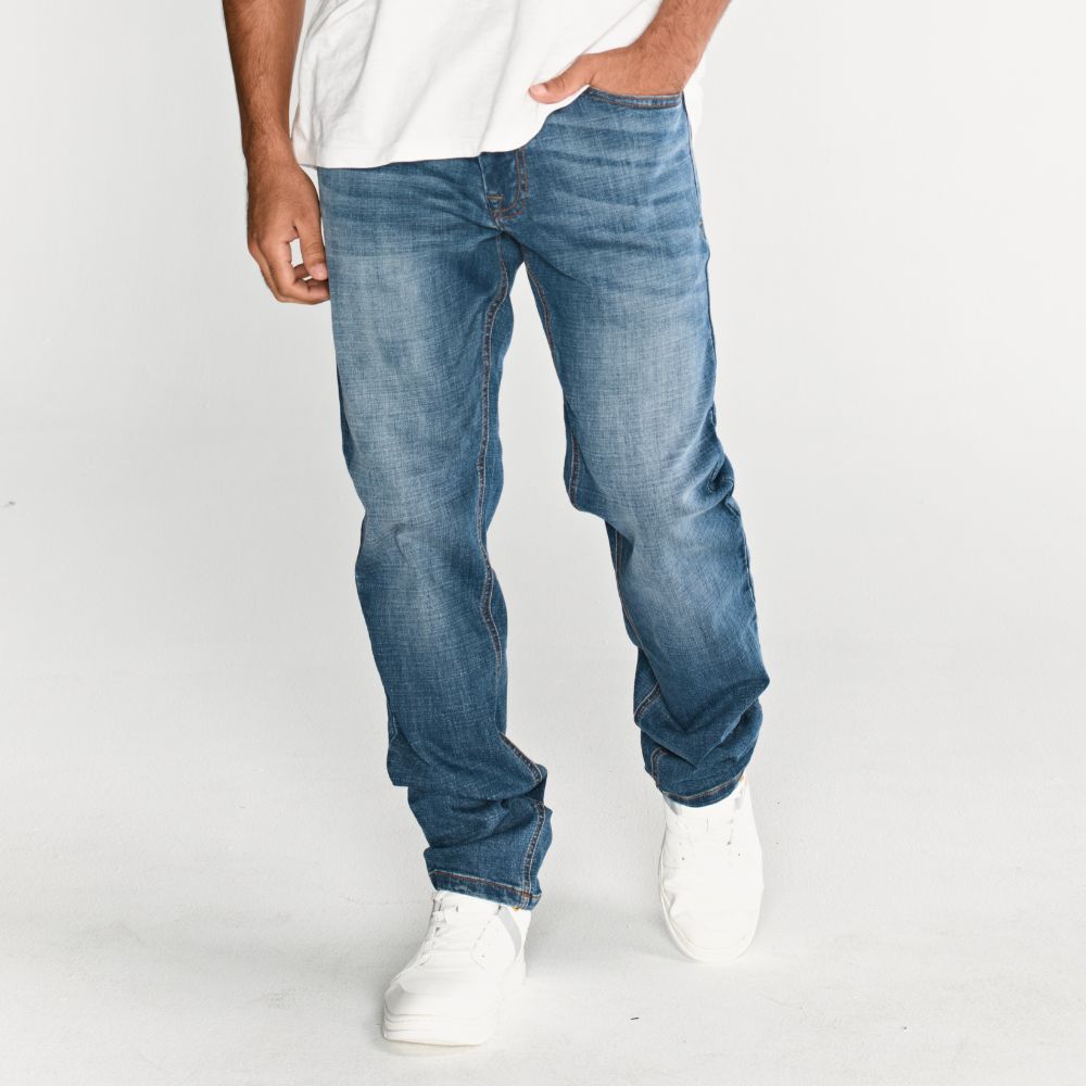 PANTALÓN JEAN HOMBRE COOLMAX DENIM SLIM CELESTE - 1