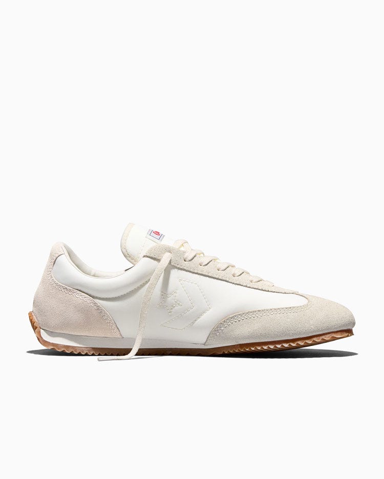 ZAPATILLAS UNISEX CONVERSE JOGGER CREMA - 1