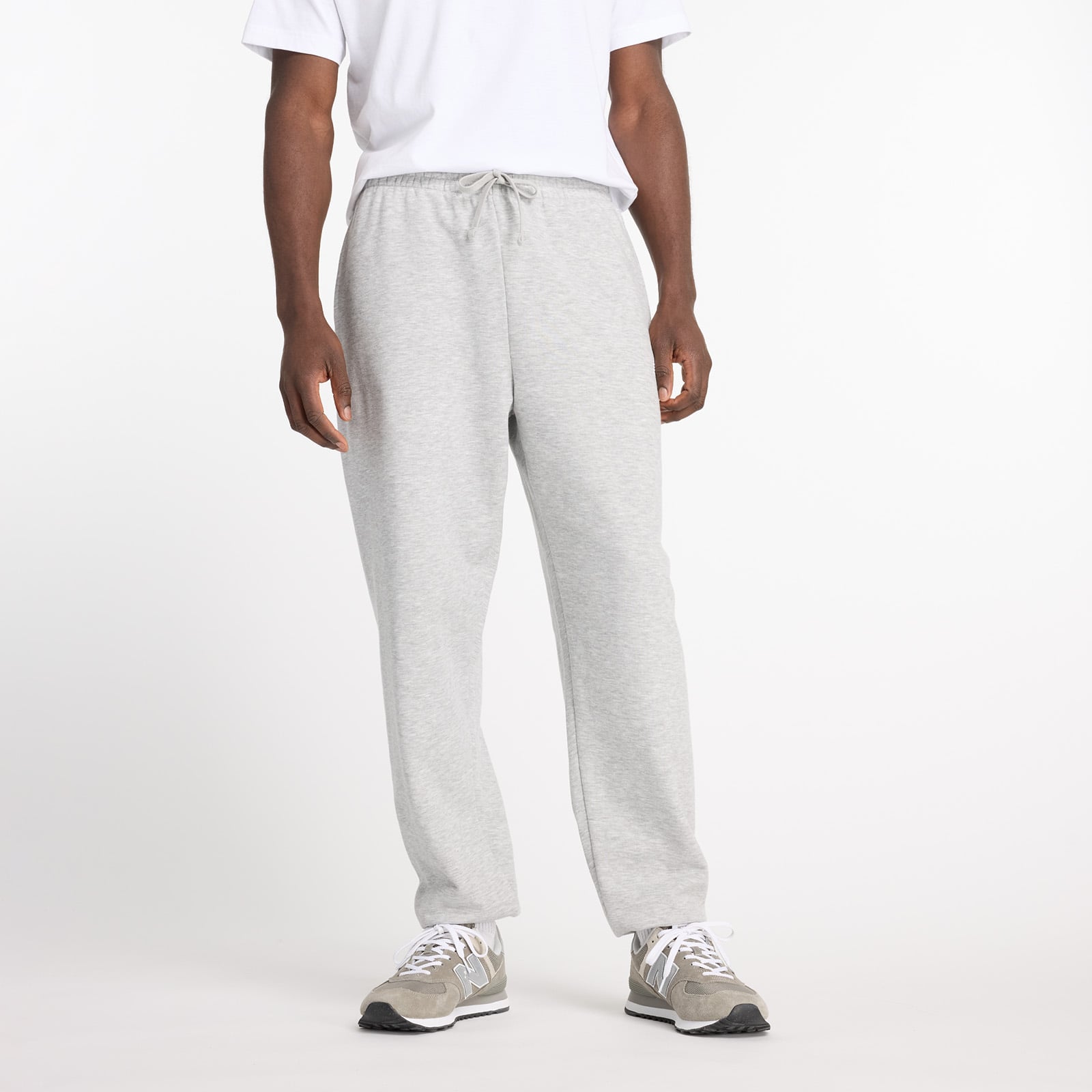 PANTALÓN JOGGER HOMBRE SPORT ESSENTIALS FRENCH TERRY GRIS V2 - 1
