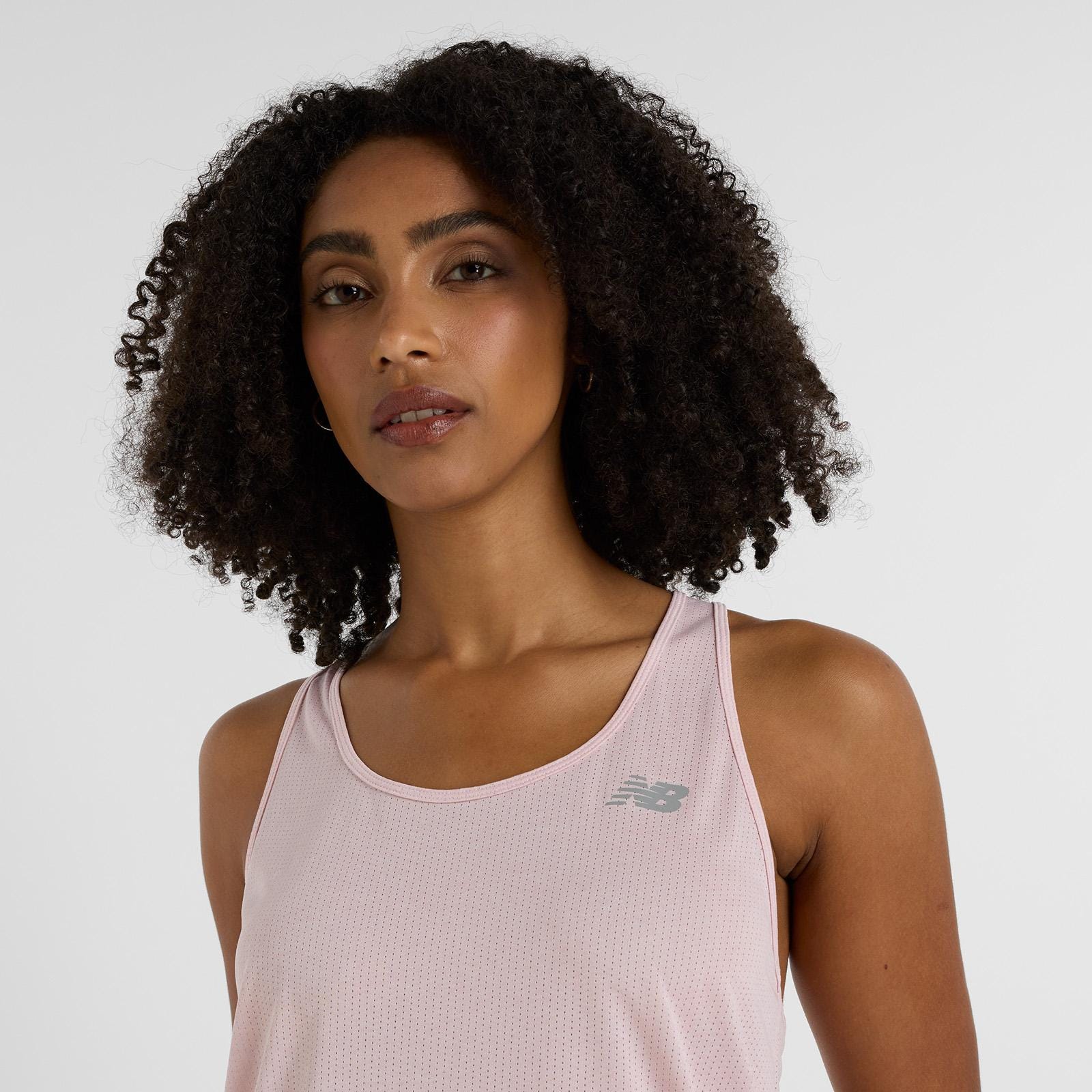 TANK MUJER ATHLETICS TANK ROSADO - 4