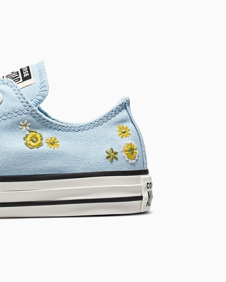 CHUCK TAYLOR ALL STAR EMBROIDERED FLORALS CELESTE - 7