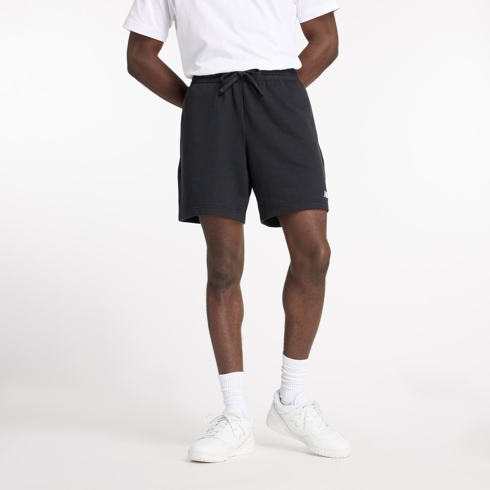SHORT HOMBRE SPORT ESSENTIALS FRENCH TERRY 7' NEGRO - 1