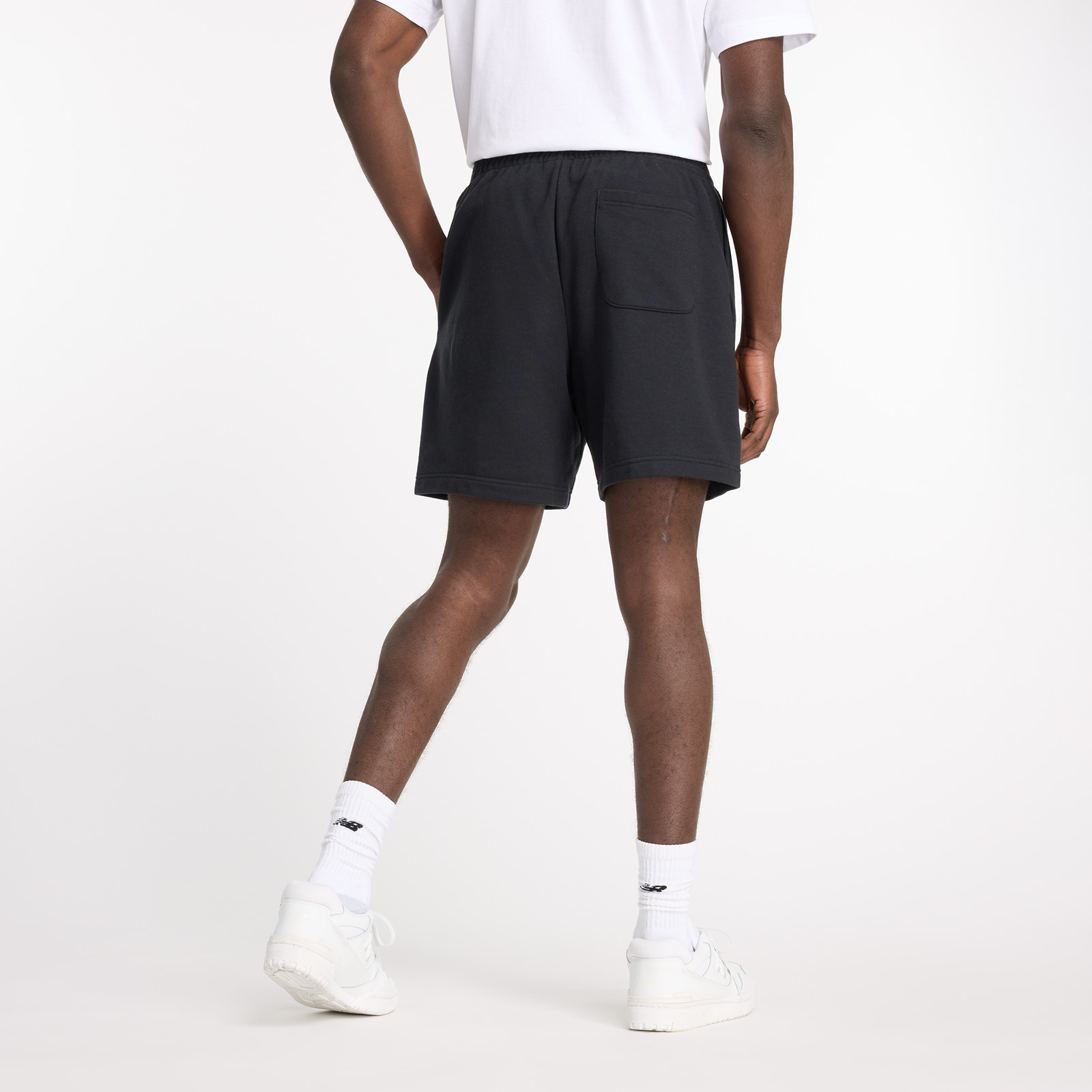 SHORT HOMBRE SPORT ESSENTIALS FRENCH TERRY 7' NEGRO - 3