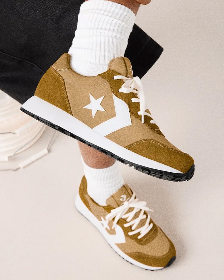 ZAPATILLAS HOMBRE CONVERSE OMEGA TRAINER BEIGE V2 - 2