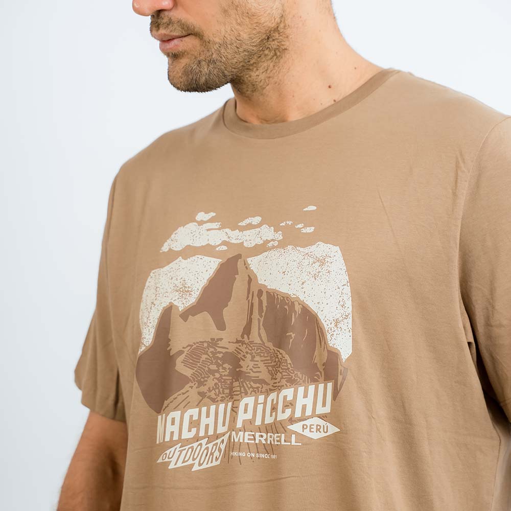 POLO HOMBRE MACHU PICCHU GRAPHIC MARRÓN - 5