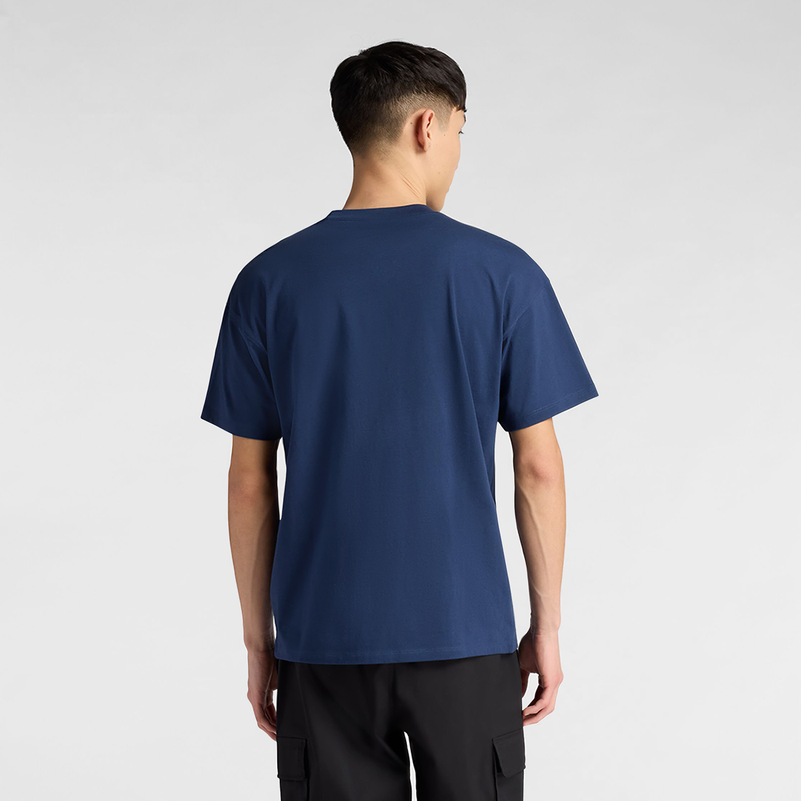 POLO HOMBRE LINEAR GRAPHIC NEGRO V2 - 3