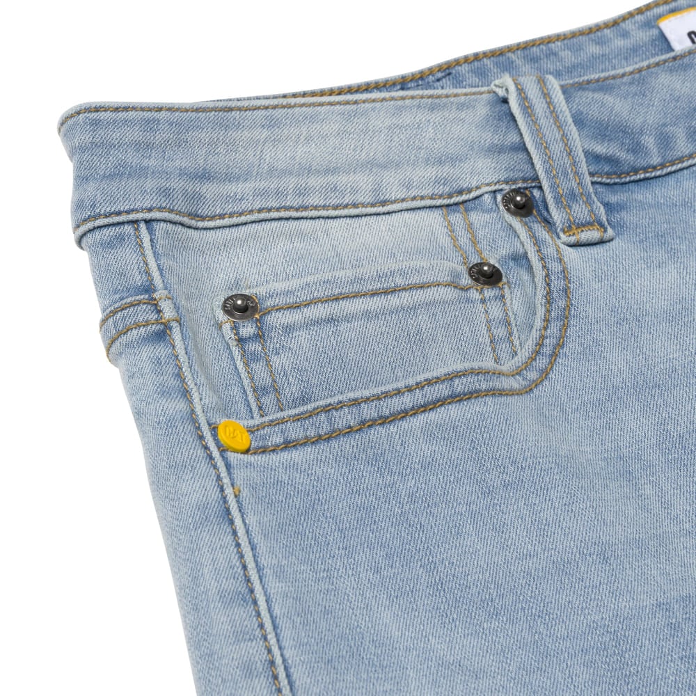 PANTALÓN HOMBRE COOLMAX DENIM SLIM CELESTE - 3