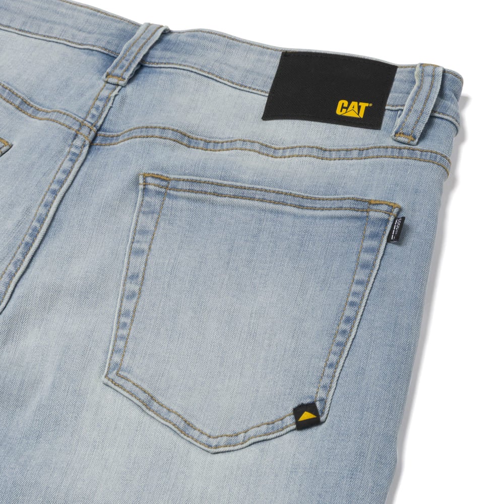 PANTALÓN HOMBRE COOLMAX DENIM SLIM CELESTE - 5