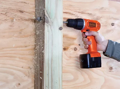 TALADRO ATORNILLADOR 3/8' 12V 13NM 1 BAT 1.3 AH BLACK + DECKER CD121K-B2C - 2