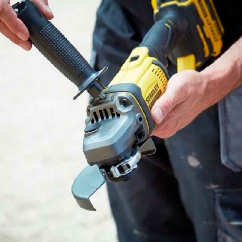 AMOLADORA ANGULAR 4 1/2' 20V FATMAX INC 2 BAT Y CARG STANLEY - SCG400M2K-B2 - 5