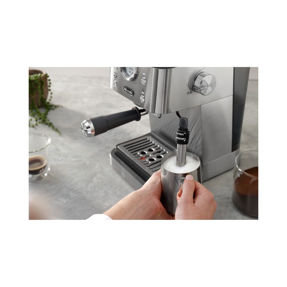 CAFETERA LINEA CLASSIC ESPRESSO DELONGHI EM450.M - 4