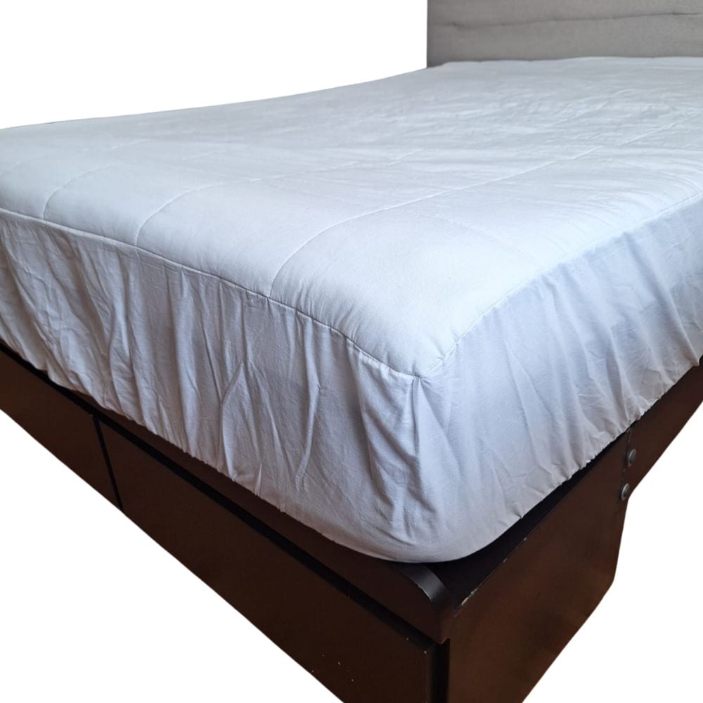 PROTECTOR DE COLCHÓN LUJO IMPERMEABLE ANTIACAROS AMOLDABLE 1.5 PLAZAS BLANCO - 2