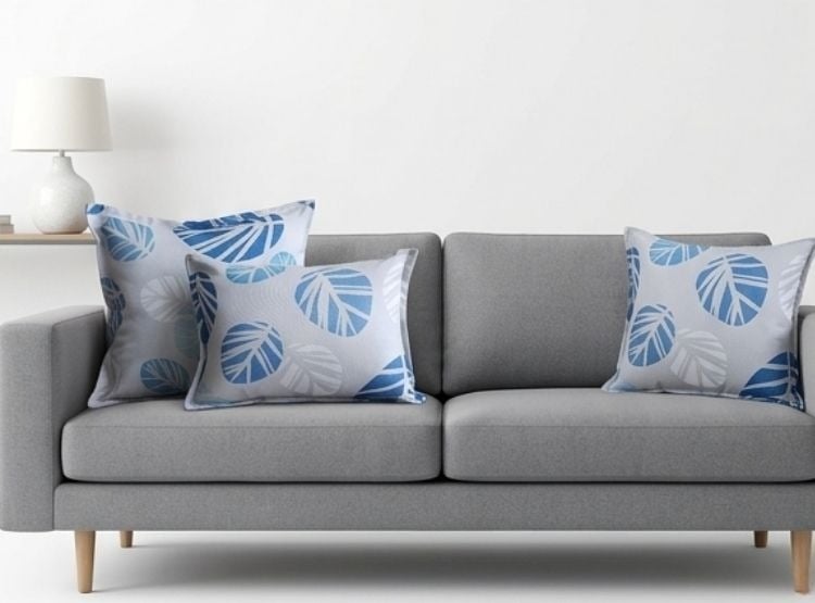COJIN LUJO 35 CM X 50 CM GRIS CLARO ESTAMPADO HOJAS CELESTE UNIDAD - 2