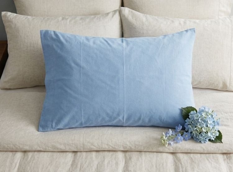 FUNDA ALMOHADA LUJO 144 HILOS 50 CM X 70 CM CELESTE CLARO UNIDAD - 3