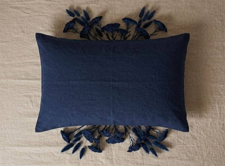 FUNDA DE ALMOHADA LUJO 144 HILOS 50 CM X 70 CM BEIGE Y AZUL SET X 2 - 3