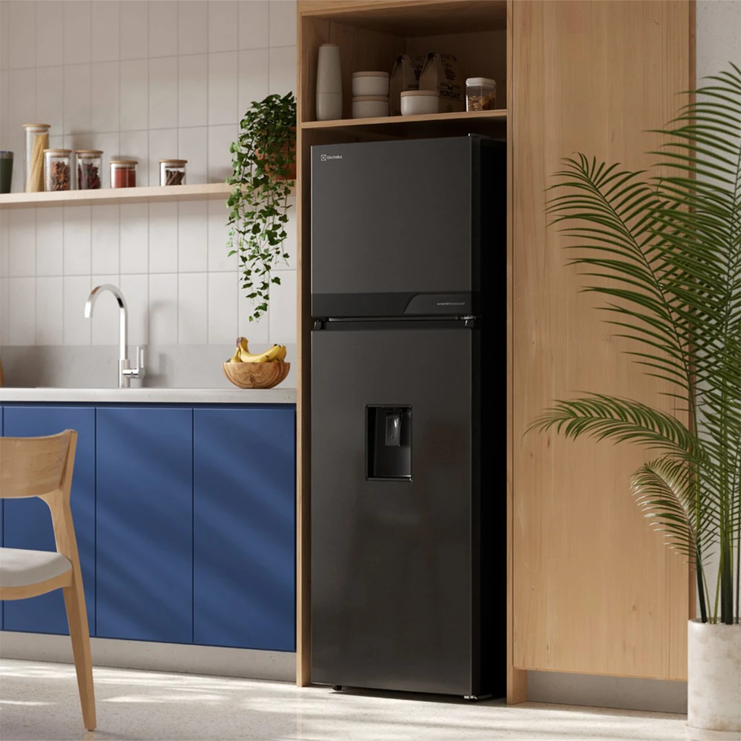 REFRIGERADORA ELECTROLUX TOP FREEZER NO FROST ERT25A2P6DC 236L - 3
