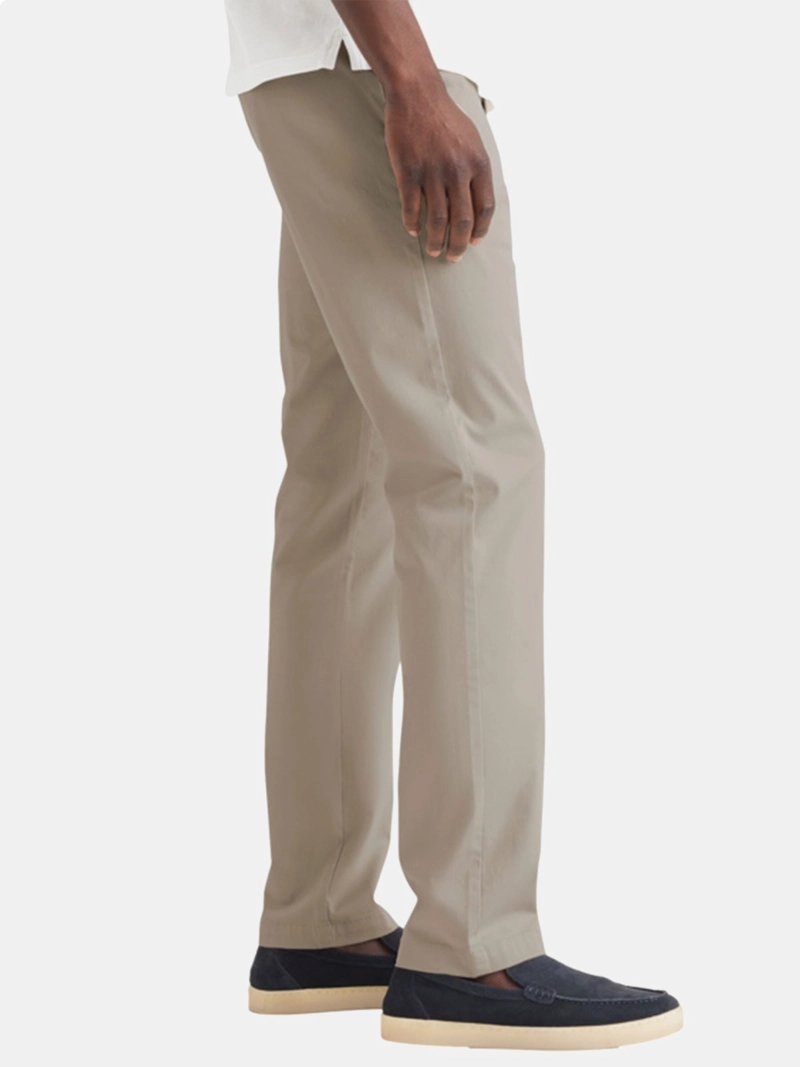 PANTALÓN ALGODÓN SLIM HOMBRE DOCKERS ESSENTIAL CHINO - 3