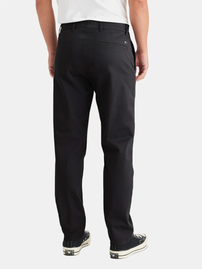 PANTALÓN ALGODÓN SLIM HOMBRE DOCKERS ESSENTIAL CHINO - 2