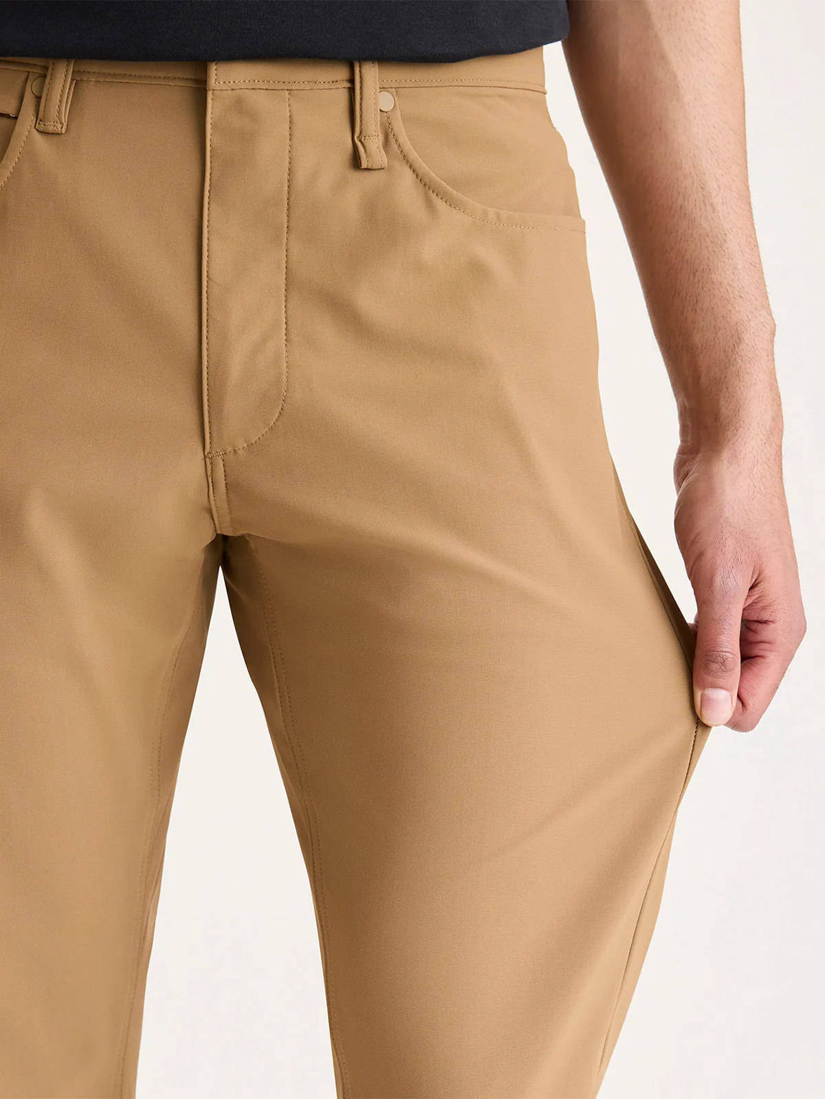 PANTALÓN HOMBRE DOCKERS MARRÓN GO AIRWEAVE - 4