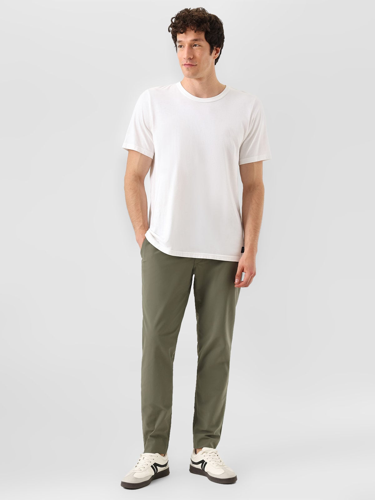PANTALON JOGGER HOMBRE DOCKERS GO AIRWEAVE - 1