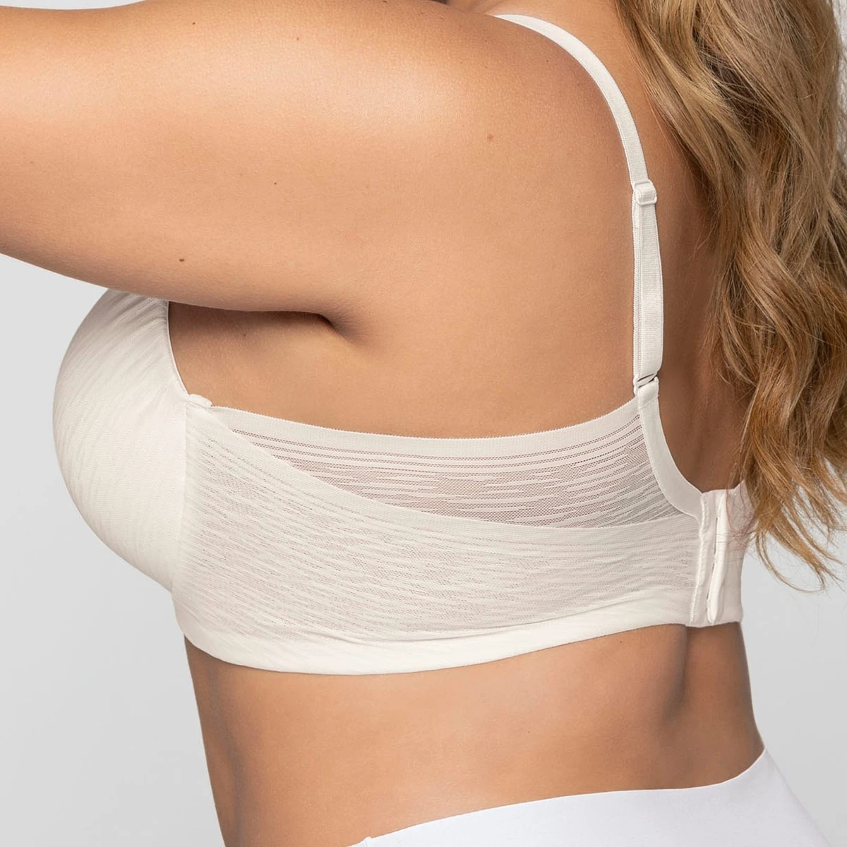BRASIER CON CUBRIMIENTO TOTAL DEL BUSTO COMFORT FIT - 3