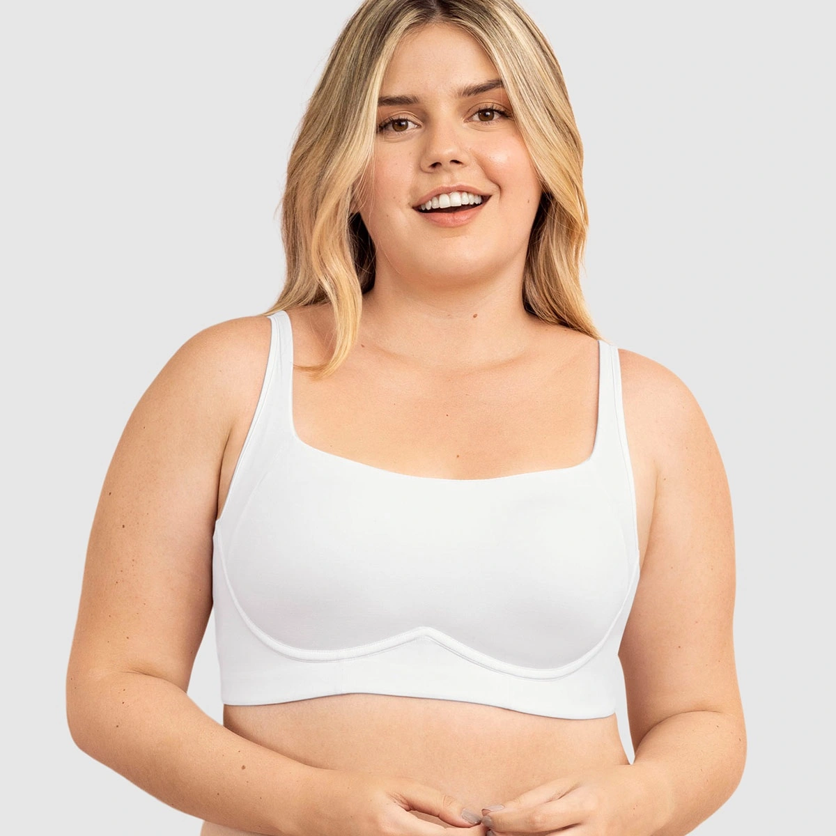 BRASIER SIN ARCO ULTRACÓMODO DE ALTO SOPORTE Y CUBRIMIENTO EVERYDAY BRA - 1