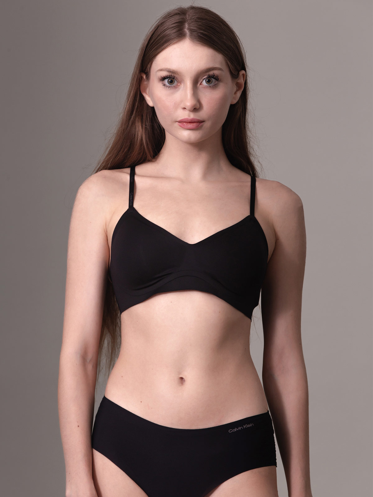 SOSTÉN MUJER CALVIN KLEIN - 2