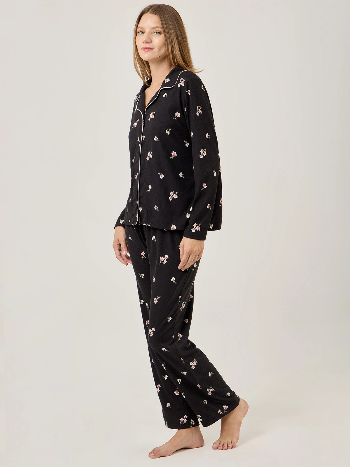 PIJAMA MANGA LARGA MUJER AZIZ NEGRO ROSAS - 3