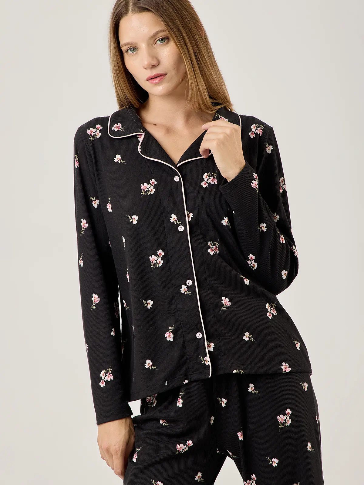 PIJAMA MANGA LARGA MUJER AZIZ NEGRO ROSAS - 4