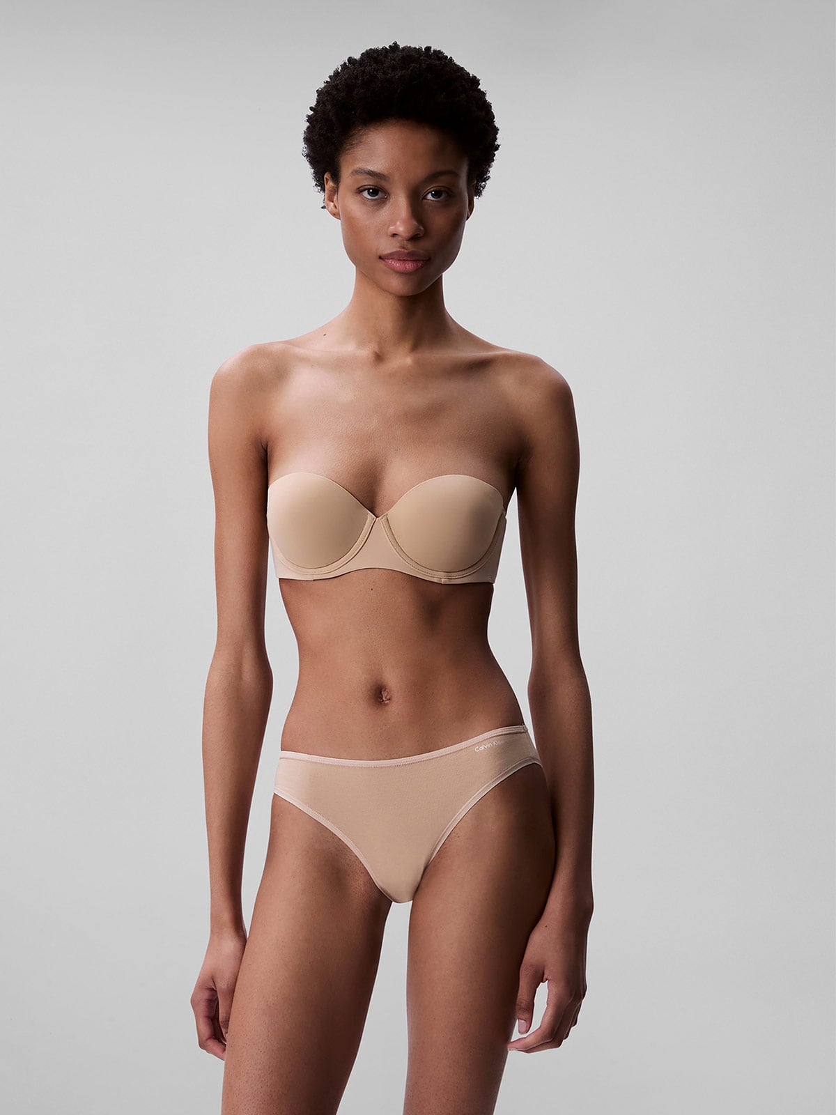 SOSTÉN MUJER CALVIN KLEIN - 2