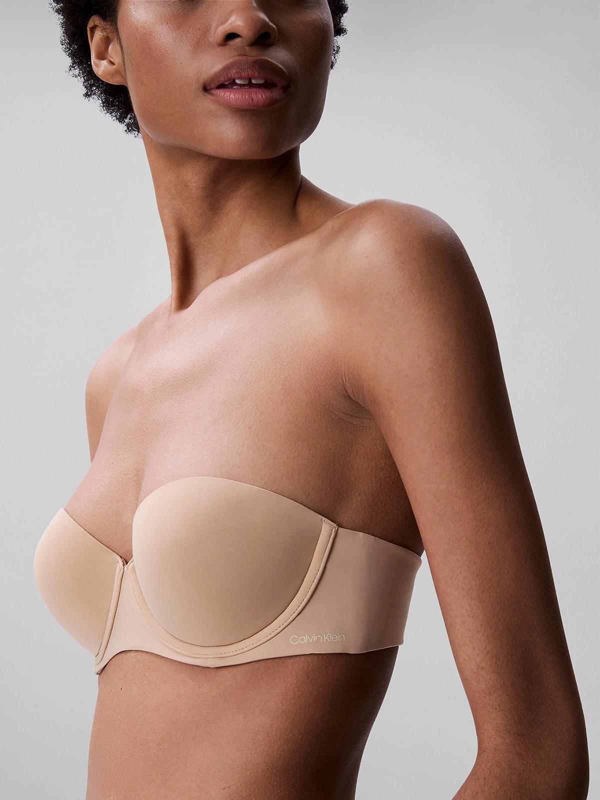 SOSTÉN MUJER CALVIN KLEIN - 4