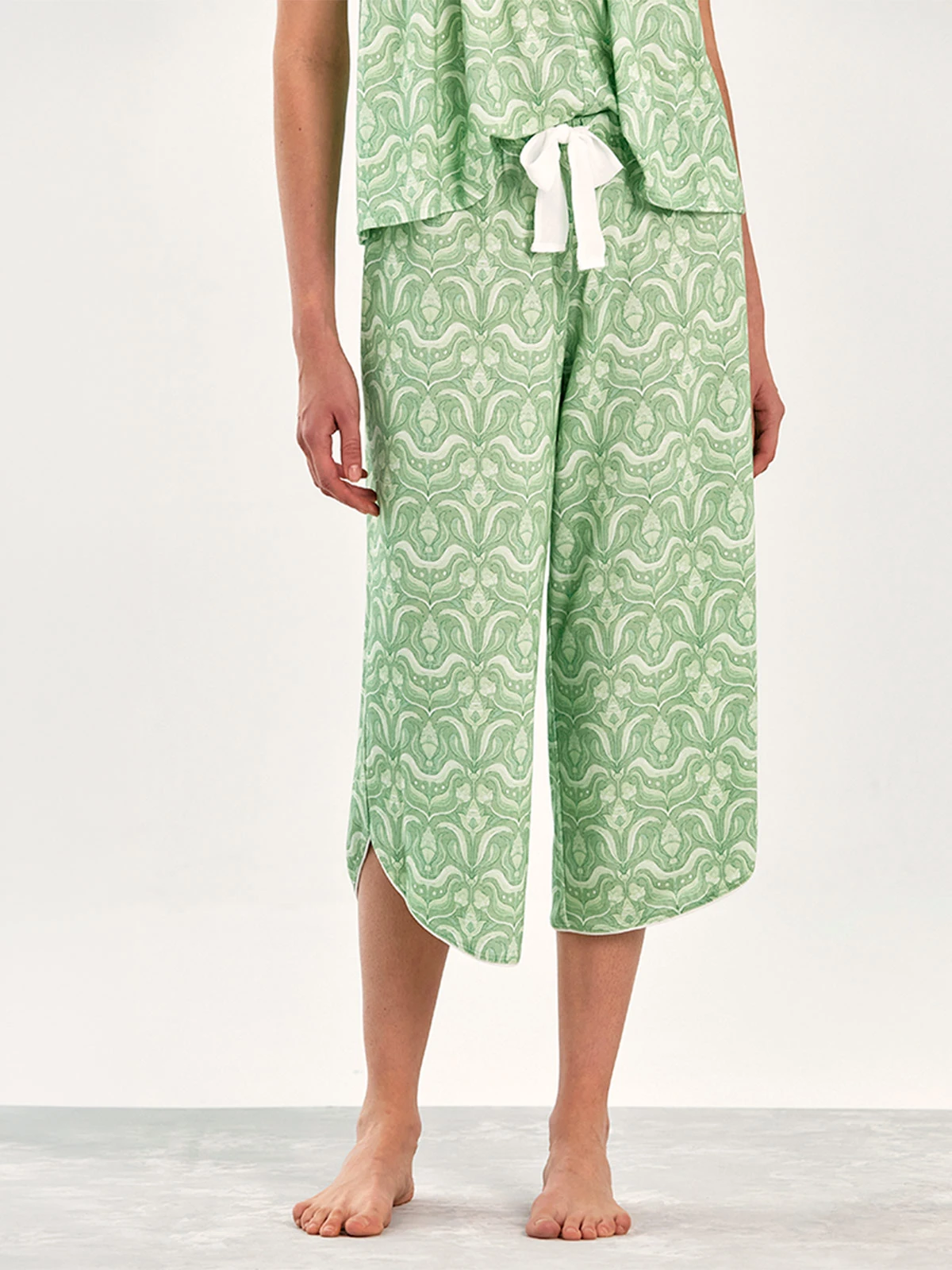 PIJAMA CAPRI MUJER IN BLOOM EMERALDA - 3
