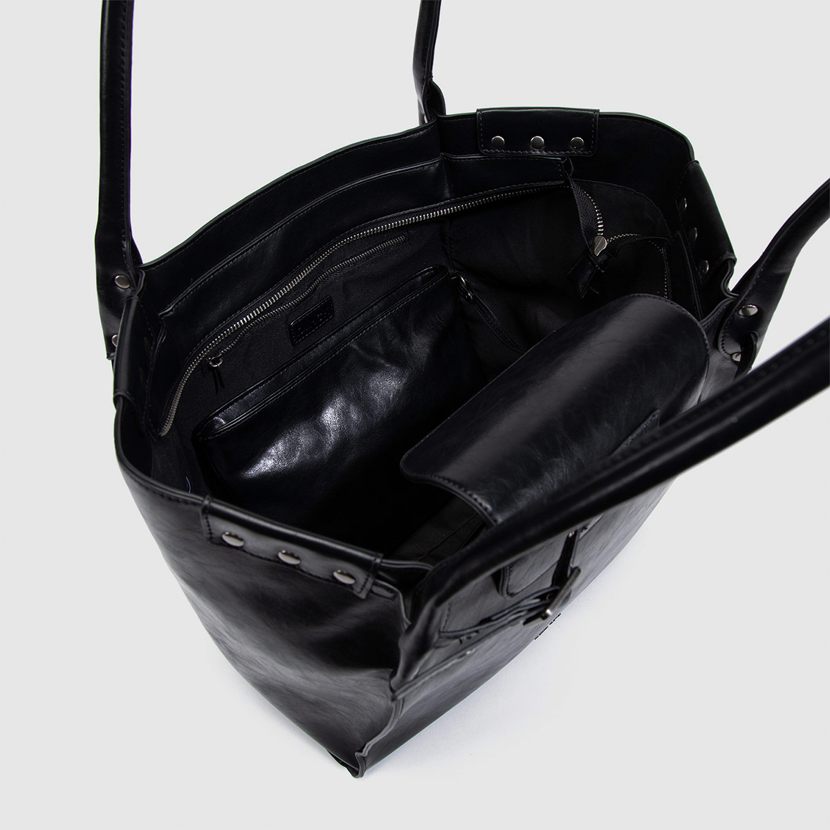 CARTERA BUBBA NEGRO TUCKER - 4