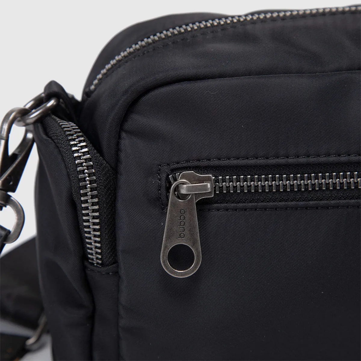 CARTERA BUBBA NEGRO VICTORIA - 6