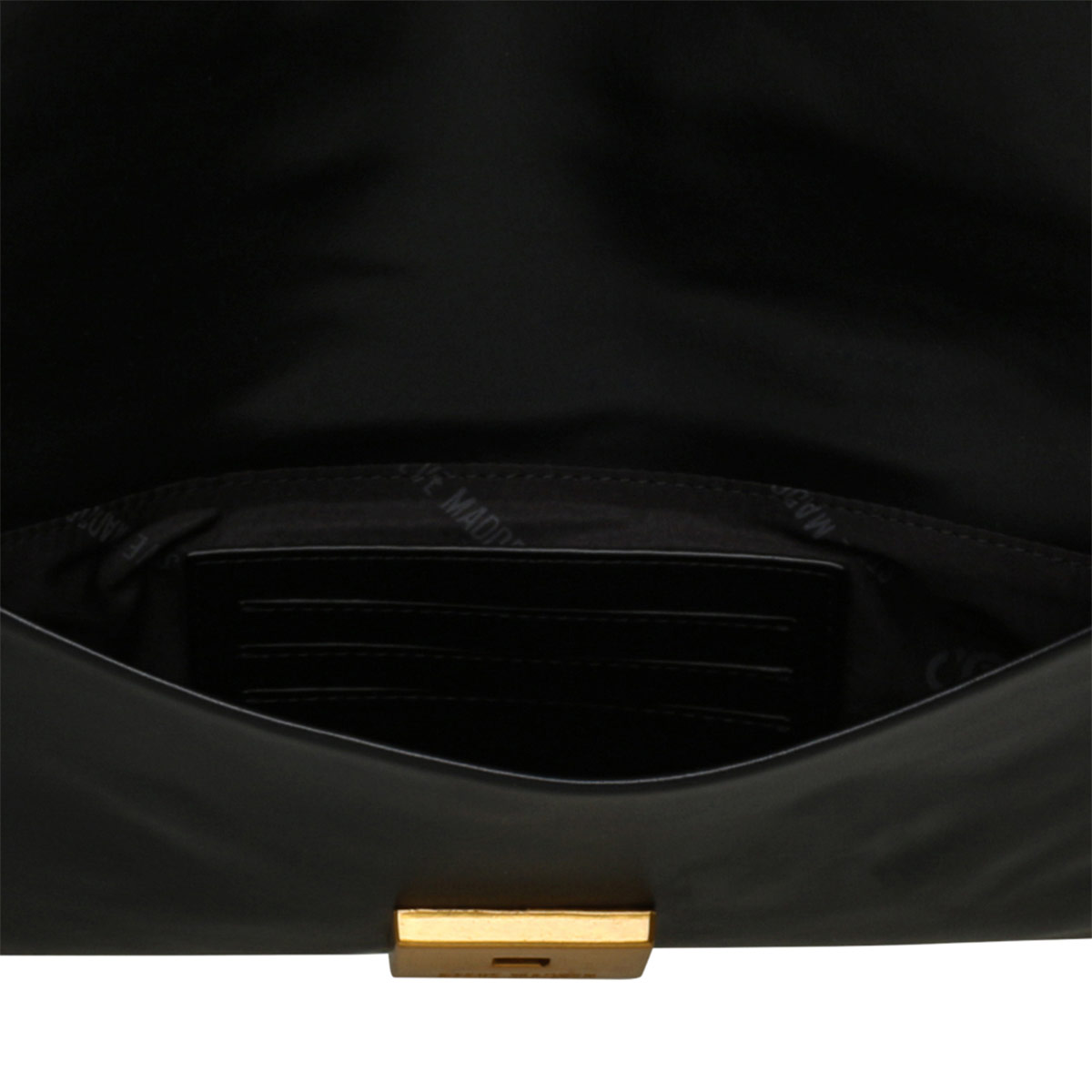 CARTERA STEVE MADDEN BFRESH - 6